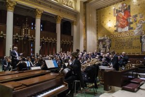 The KSO and resident choir at St. Peter in Chains Cathedral